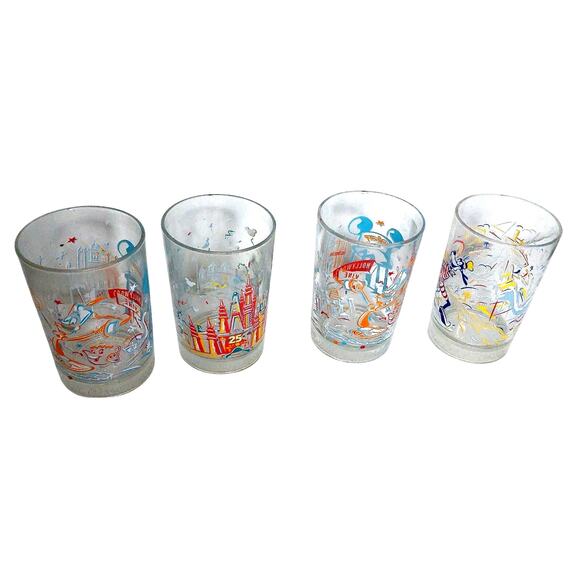 Vintage Walt Disney World Remember The Magic Commemorative Glasses Set of 4 - Picture 1 of 6